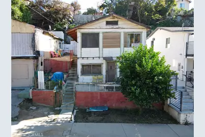 808 Record, Los Angeles, CA 90063 - Photo 1