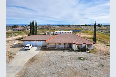 11077 Valle Vista Road, Phelan, CA 92371 - Photo 1