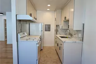410 S Commonwealth, Los Angeles, CA 90020 - Photo 1