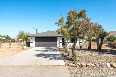 22031 Sauk Road, Apple Valley, CA 92308 - Photo 1