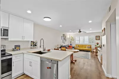2332 E 17th Street #103, Long Beach, CA 90804 - Photo 1