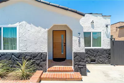 725 W 108th St., Los Angeles, CA 90044 - Photo 1