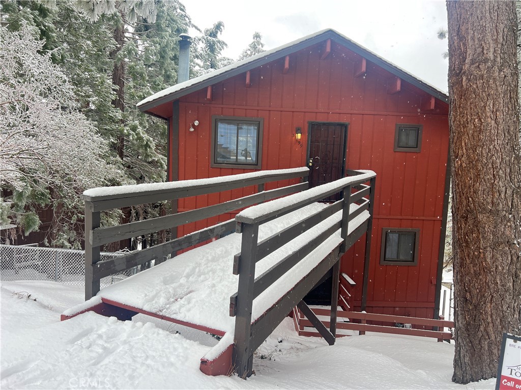 31099 Valley Oak Dr, Running Springs, CA 92382 MLS EV22229554