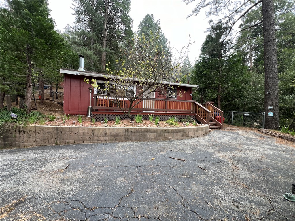 23737 Lakeview Dr, Crestline, CA 92325 MLS EV24081411 Coldwell Banker