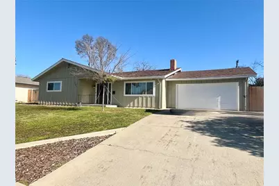 4782 N Warren Avenue, Fresno, CA 93705 - Photo 1