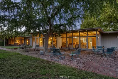 5646 E Park Circle Drive, Fresno, CA 93727 - Photo 1