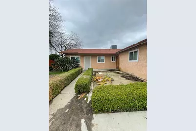 13499 Amigo Avenue, Parlier, CA 93648 - Photo 1