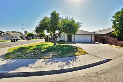 1033 Kimball Court, Hanford, CA 93230 - Photo 1
