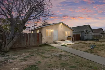 1425 Murdock, Bakersfield, CA 93307 - Photo 1