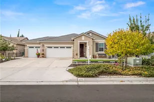 425 Karen, Kerman, CA 93630 - Photo 1