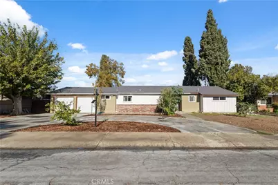 424 W Yale Avenue, Coalinga, CA 93210 - Photo 1