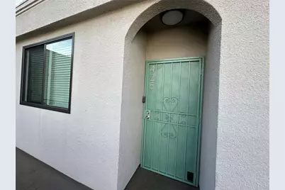 555 Maine Avenue #425, Long Beach, CA 90802 - Photo 1