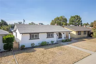 981 N Thorne Ave, Fresno, CA 93728 - Photo 1