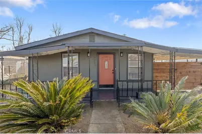 2223 Steele Avenue, Bakersfield, CA 93307 - Photo 1