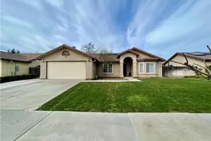 443 S Park, Kerman, CA 93630 - Photo 1