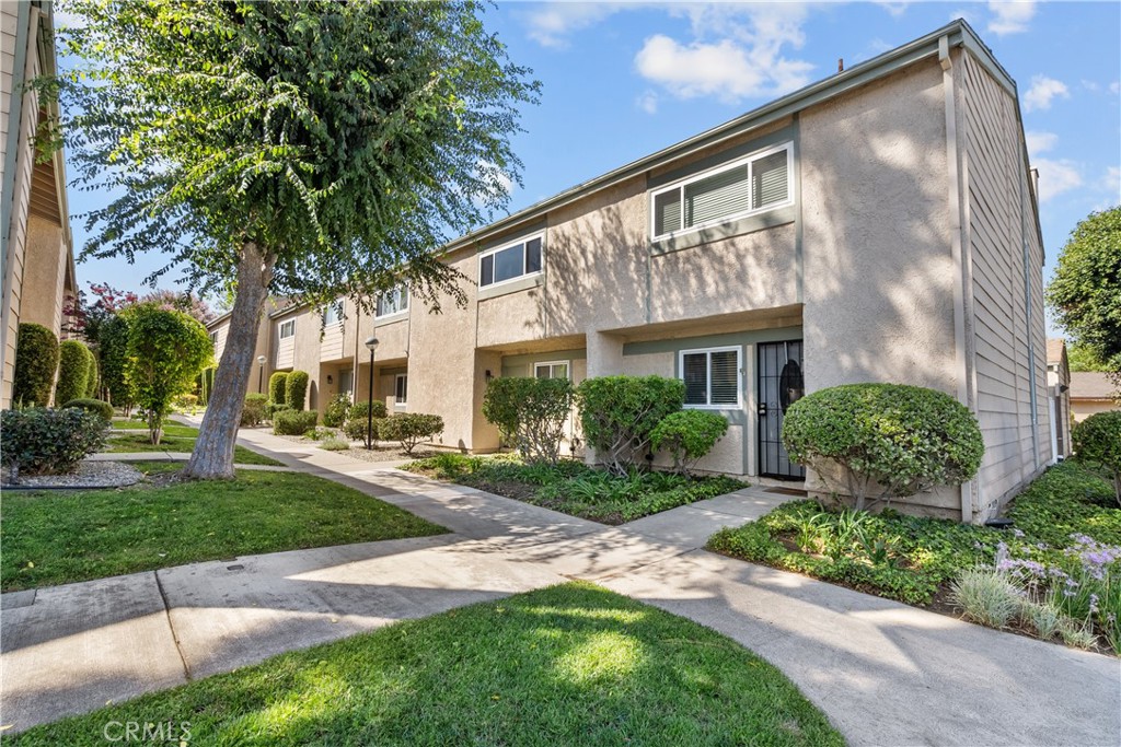 8347 Grenoble St 2, Sunland, CA 91040 MLS GD23170000 Coldwell Banker