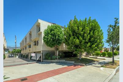 555 W Wilson Avenue #5, Glendale, CA 91203 - Photo 1