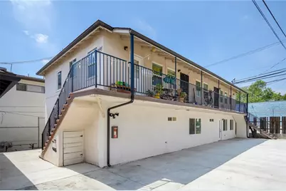 1009 W Angeleno Avenue #202, Burbank, CA 91506 - Photo 1