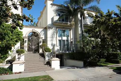 11974 Mayfield Avenue #1, Los Angeles, CA 90049 - Photo 1