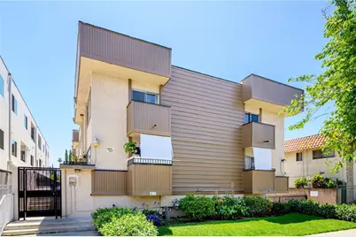 6716 Sylmar Avenue #204, Van Nuys, CA 91405 - Photo 1