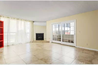 1127 10th Street #104, Santa Monica, CA 90403 - Photo 1