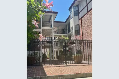 811 N Columbus Avenue #18, Glendale, CA 91203 - Photo 1