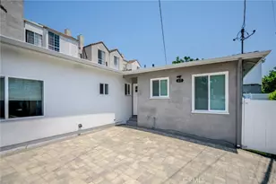319 N Kenwood St, Burbank, CA 91505 - Photo 1
