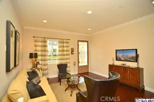 2597 N Lincoln St, Burbank, CA 91504 - Photo 1