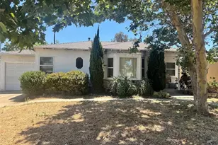 2116 N Screenland Dr, Burbank, CA 91505 - Photo 1