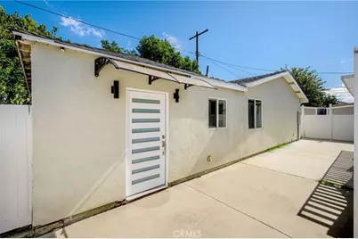 7058 Willis Avenue, Van Nuys, CA 91405 - Photo 1