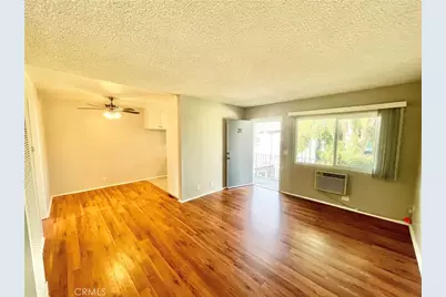 3123 Foothill Boulevard #21, La Crescenta, CA 91214 - Photo 1