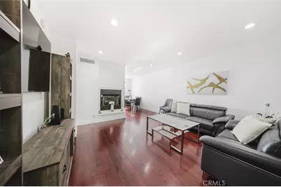 9775 Via Roma, Burbank, CA 91504 - Photo 1