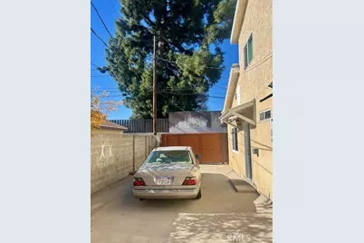 5945 Riverton Avenue, North Hollywood, CA 91601 - Photo 1