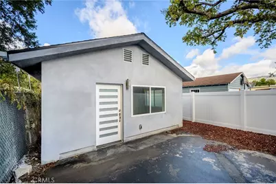 10331 Scoville Avenue, Sunland, CA 91040 - Photo 1