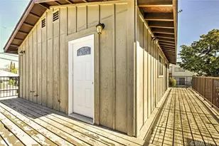 6011 Bellaire Ave, Los Angeles, CA 91606 - Photo 1