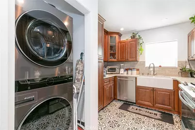 1236 N Columbus Avenue #37, Glendale, CA 91202 - Photo 1