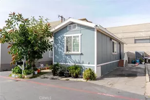 10471 Glenoaks Blvd, Pacoima, CA 91331 - Photo 1