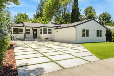 19120 Bessemer, Tarzana, CA 91335 - Photo 1
