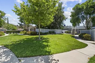 28121 Robin Ave, Saugus, CA 91350 - Photo 1