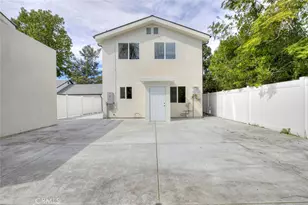 7300 N Firmament Ave, Van Nuys, CA 91406 - Photo 1