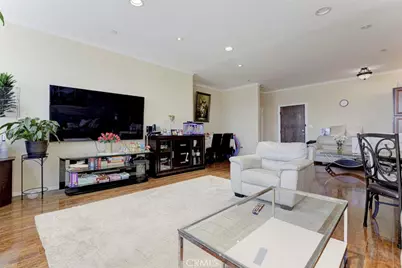 13941 Sherman Way Boulevard #401, Van Nuys, CA 91405 - Photo 1