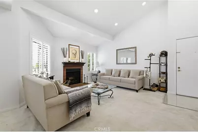 18408 Hatteras Street #14, Tarzana, CA 91356 - Photo 1