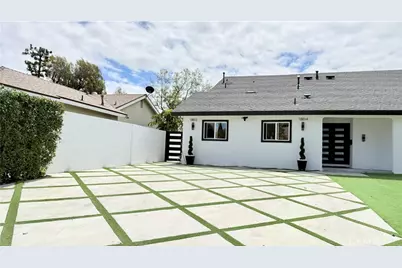 18812 Vintage St, Northridge, CA 91324 - Photo 1