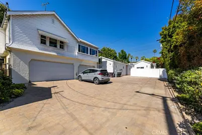 1300 Dorothy Drive #C, Glendale, CA 91202 - Photo 1
