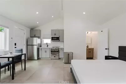 6440 Lindley Avenue, Reseda, CA 91335 - Photo 1