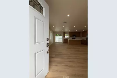 8828 N Odessa Avenue #Adu, North Hills, CA 91343 - Photo 1