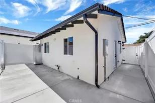 22542 Roscoe Blvd, West Hills, CA 91304 - Photo 1