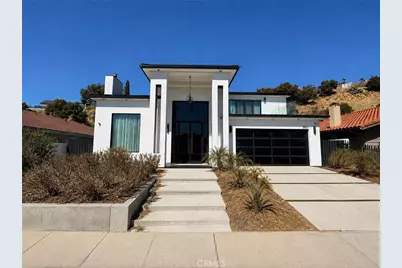 3032 Amigos Drive, Burbank, CA 91504 - Photo 1