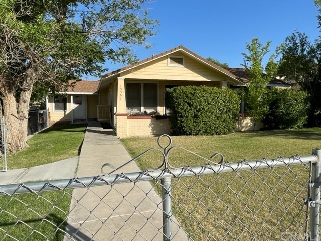 15567 10th St, Victorville, CA 92395 - MLS HD22111843 - Coldwell Banker