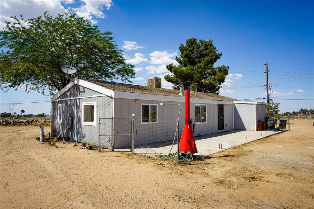 6725 Phelan Rd, Phelan, CA 92371 MLS HD22125567 Coldwell Banker